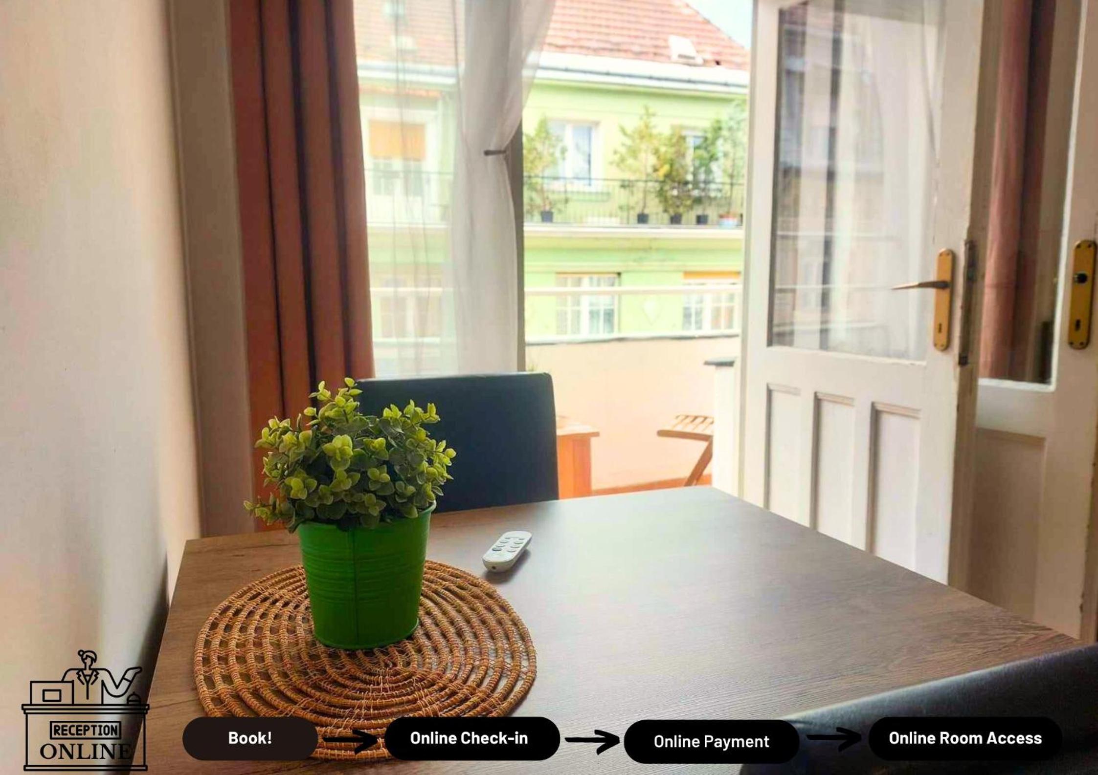 BlackSheep Budapest Smart Rooms 23/28