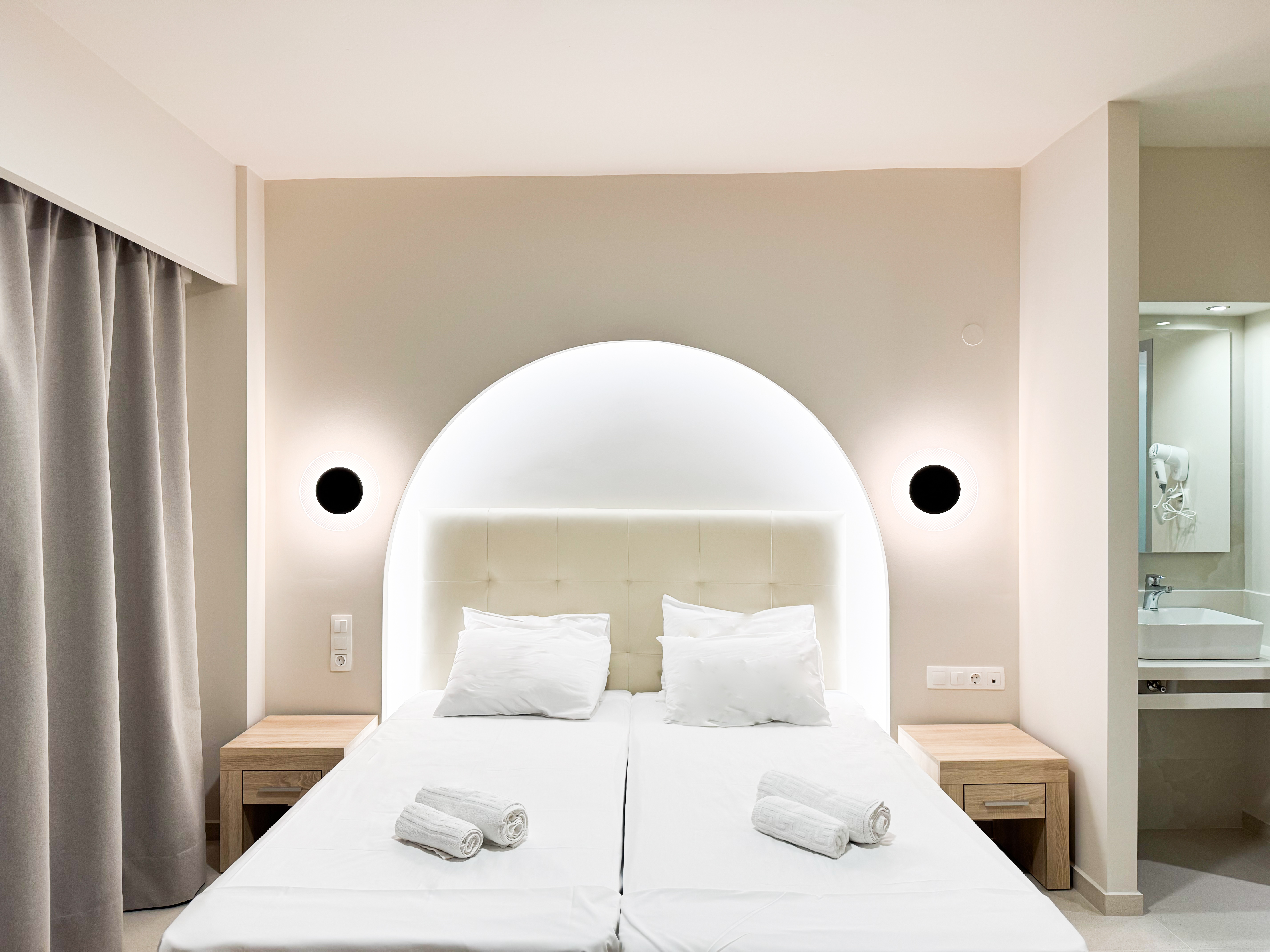 Room at Acropolis Apartments, HERSONISSOS