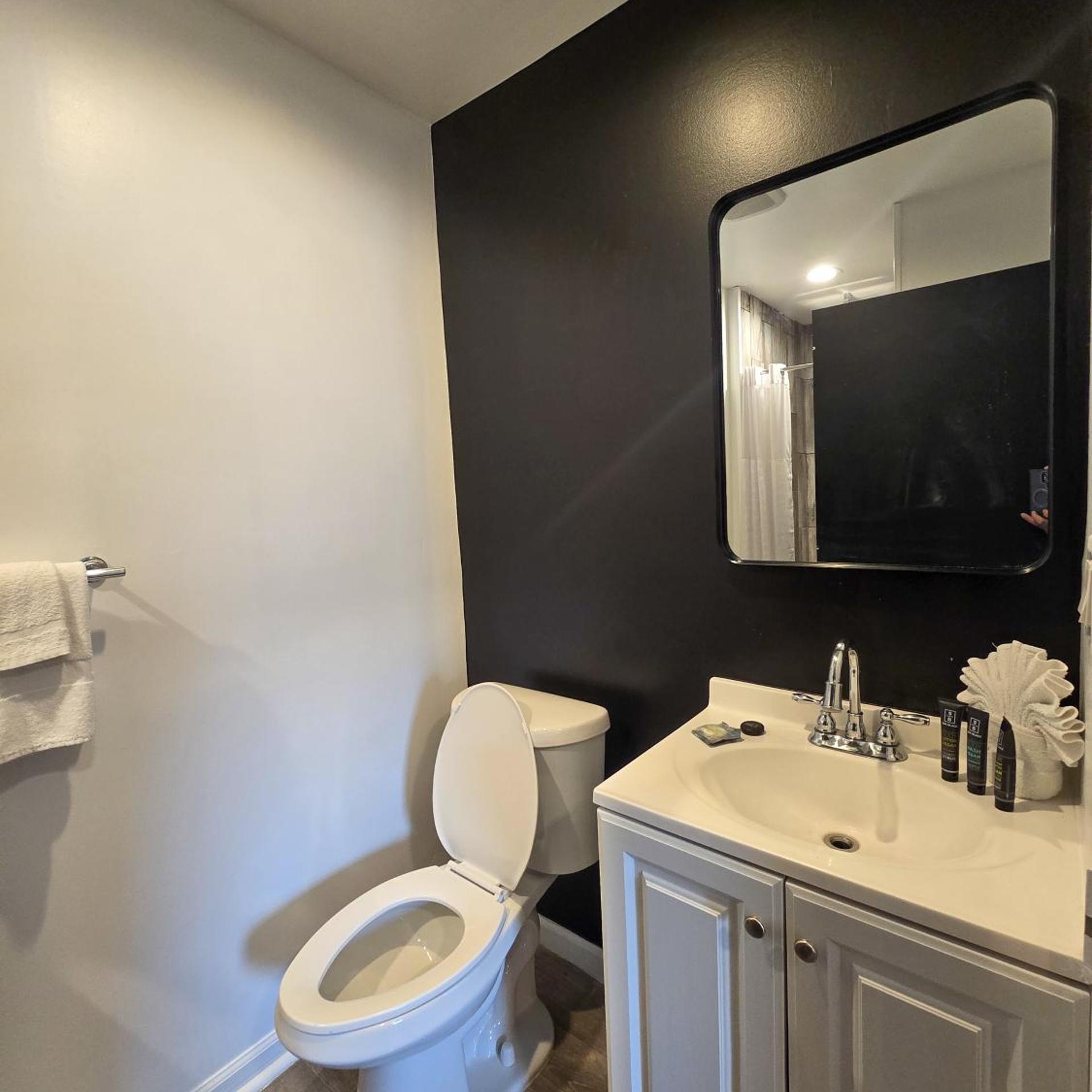 Penn Lodge Hotel & Suites 41/50
