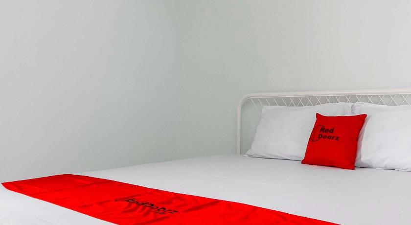 Reddoorz Jagakarsa 2 25/48