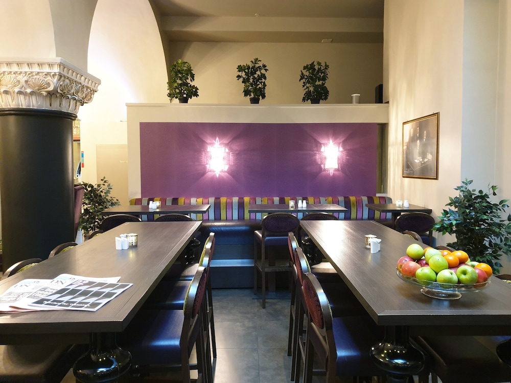 Banken Hotel 32/41