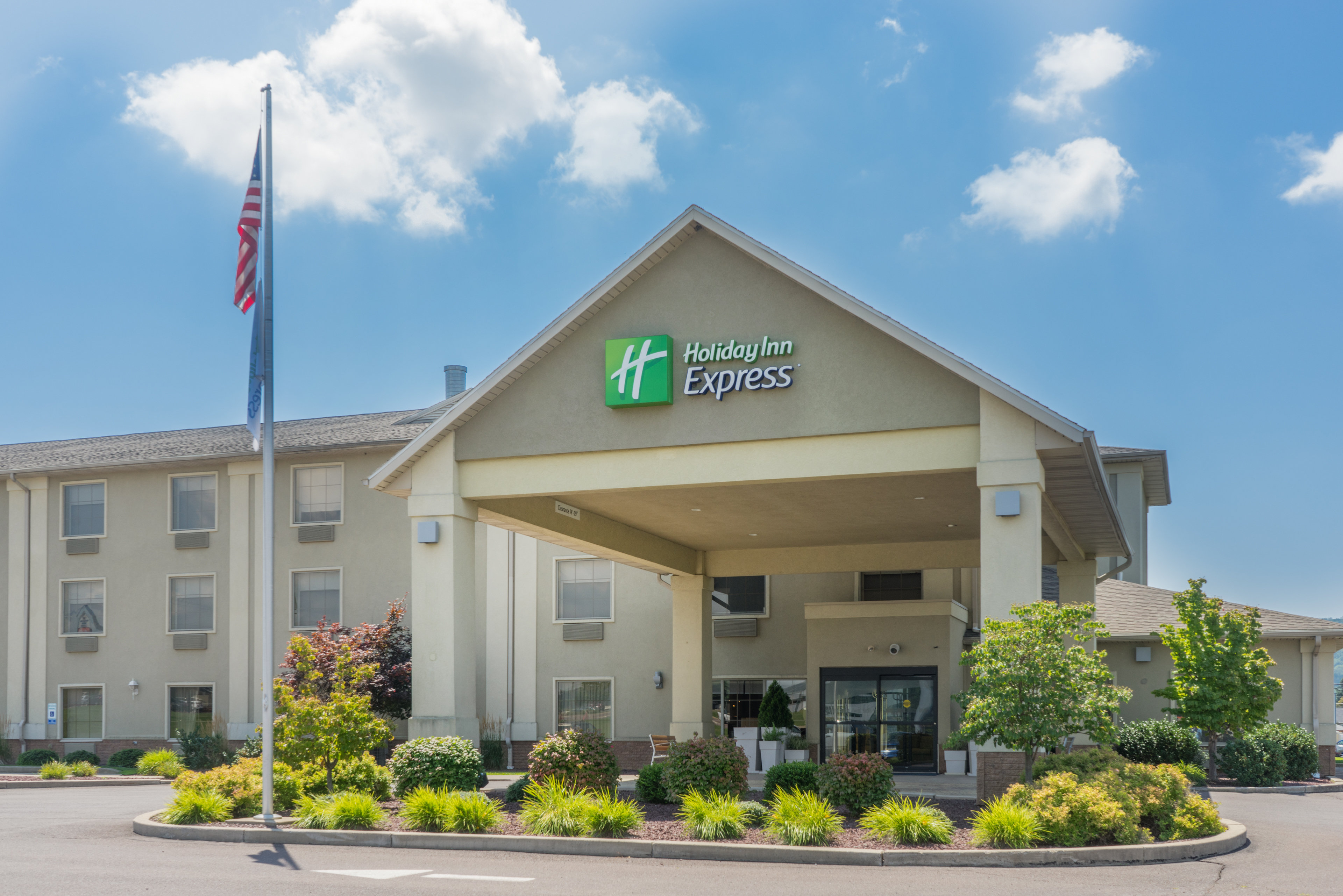 Holiday Inn Express Bloomsburg 2/74