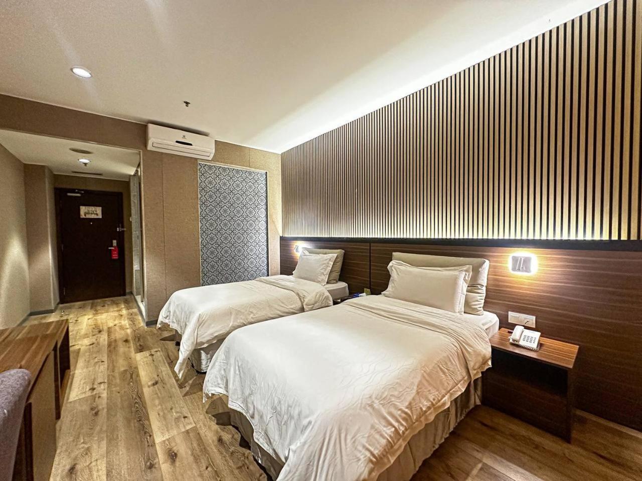 Pinetree Hotel 16/41
