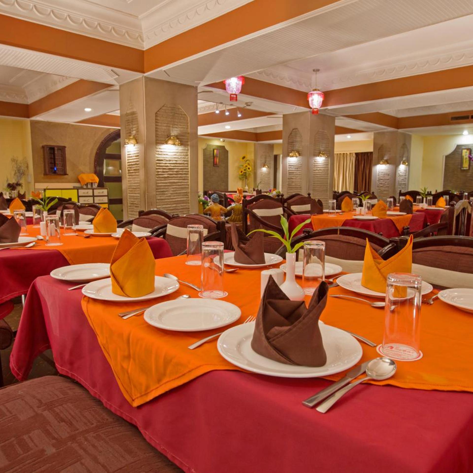 Oyo Premium Paltan Bazar 41/49