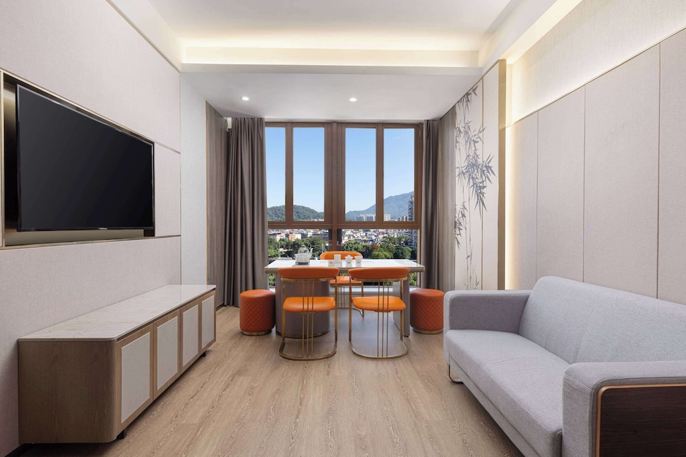 Days Hotel by Wyndham Quanzhou Yongchun 17/25