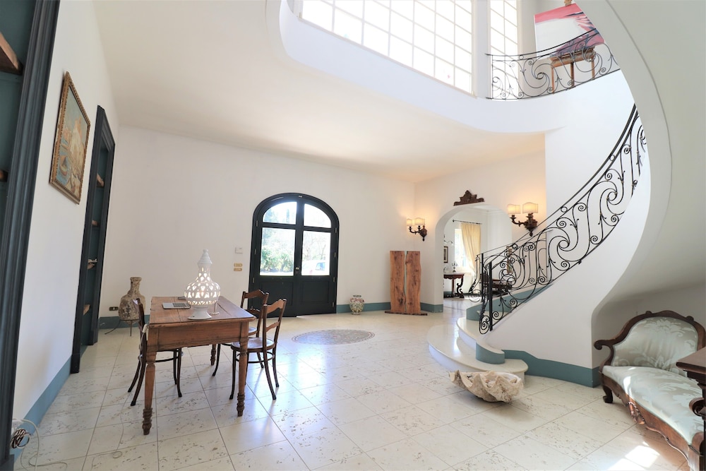 Relais Delle Rose Bed And Breakfast 81/84