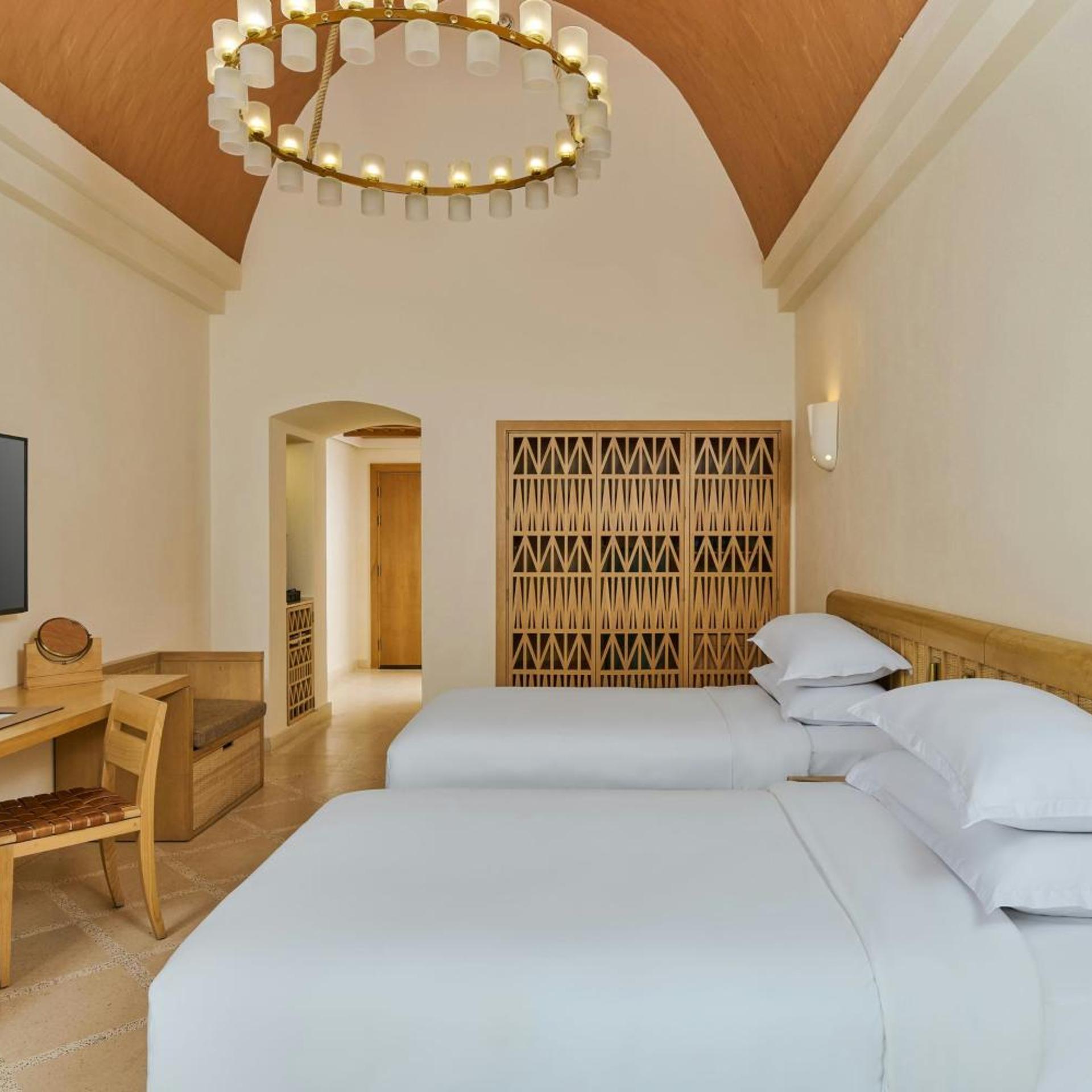 Guest Room, Twin Beds, Partial Sea View