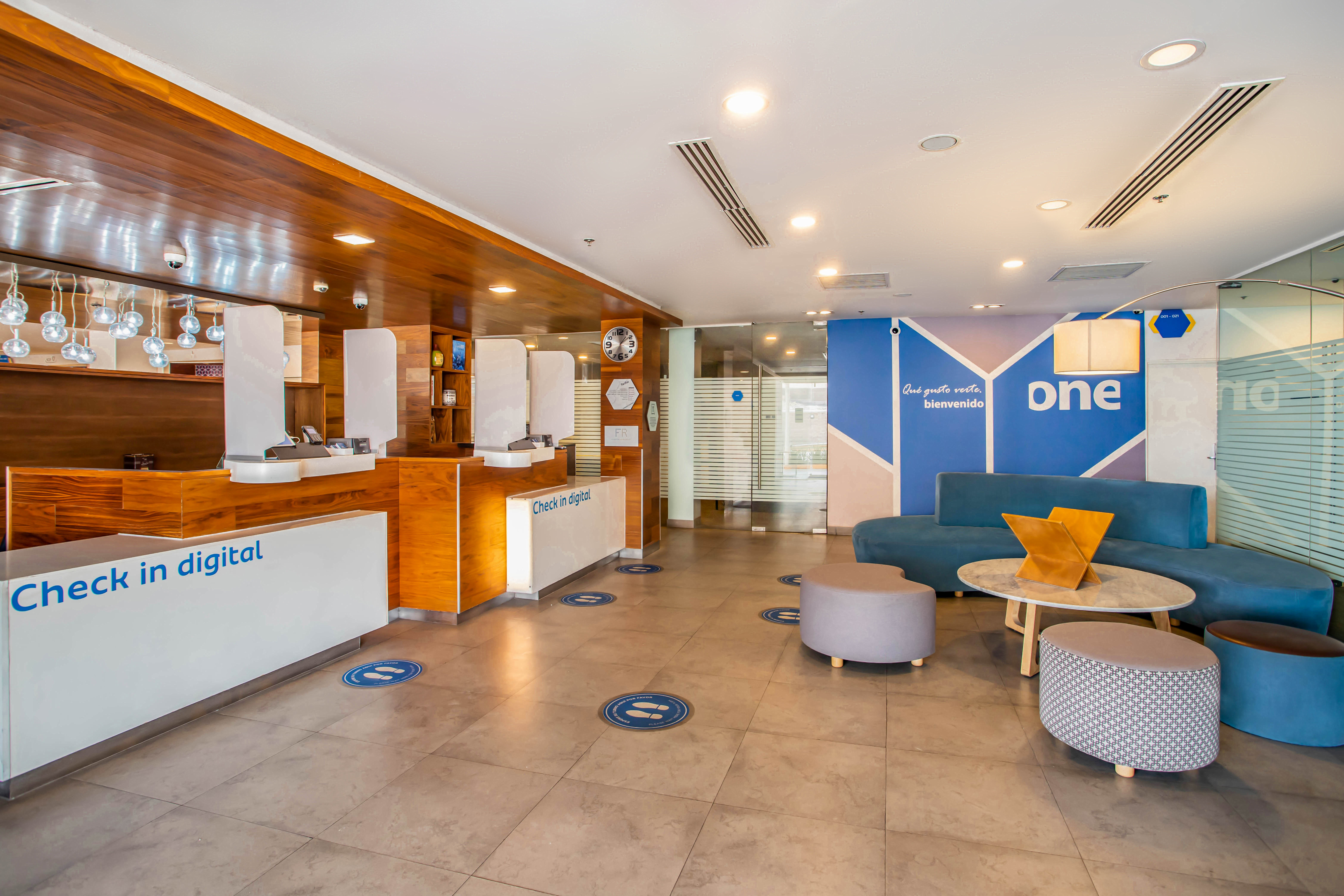 One Saltillo Aeropuerto 12/33