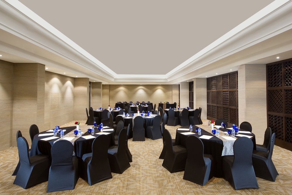 Delonix Hotel Karawang 47/55