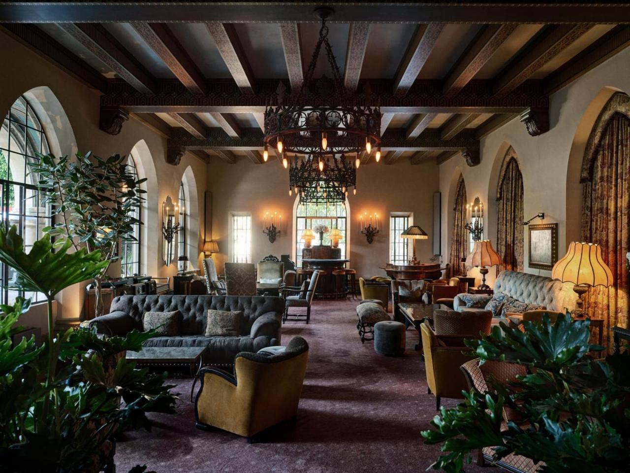 Chateau Marmont 35/48