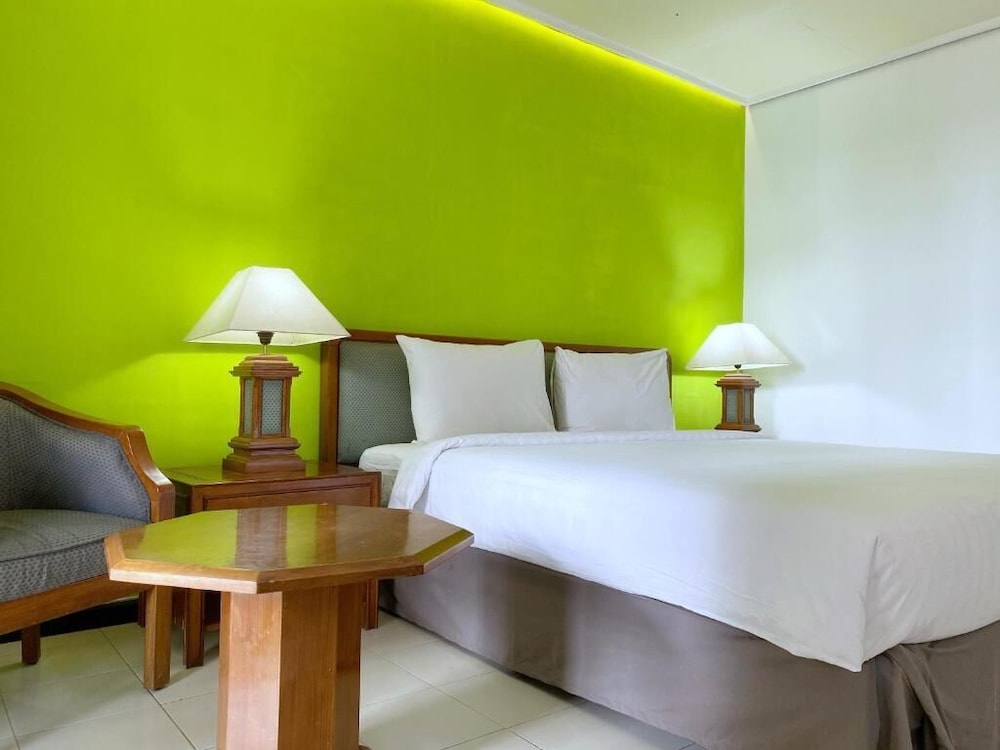 Grand Whiz Hotel Bromo 9/60