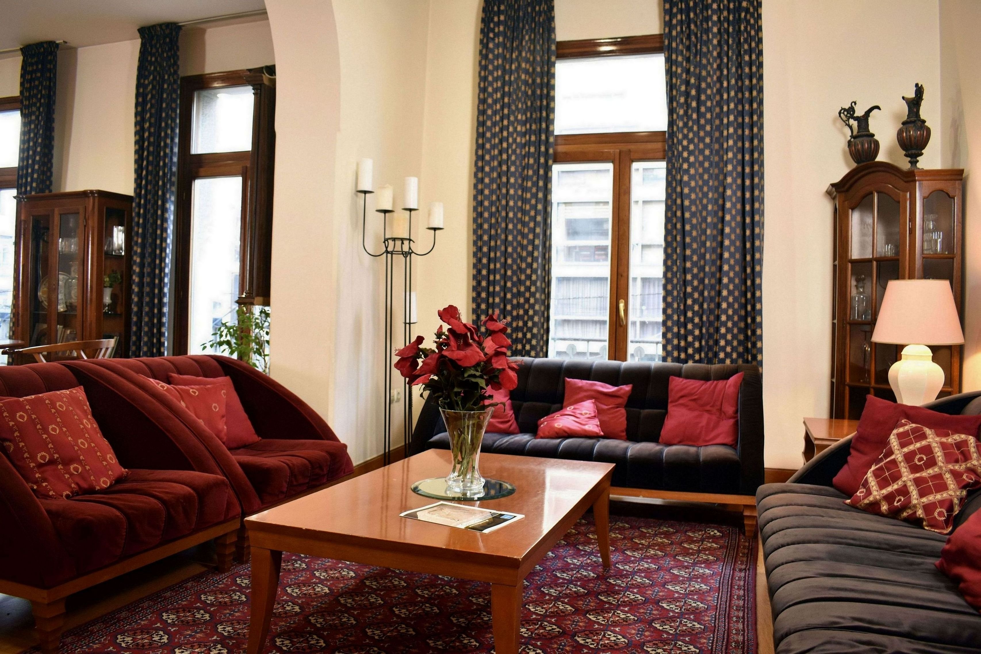 Le Palace Hotel 33/41