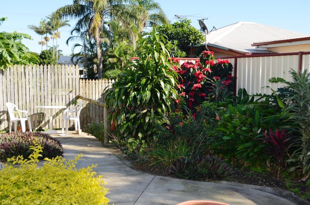 Redland Bay Motel 14/18