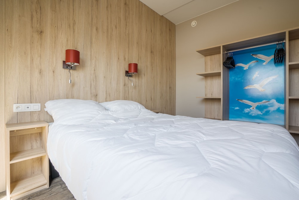 جناح بسرير مزدوج مع أريكة، Holiday Suites Westende 2/4