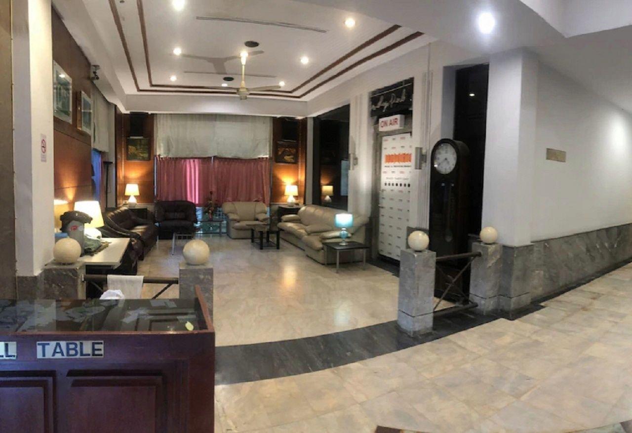 S.C. Heritage Hotel 37/43
