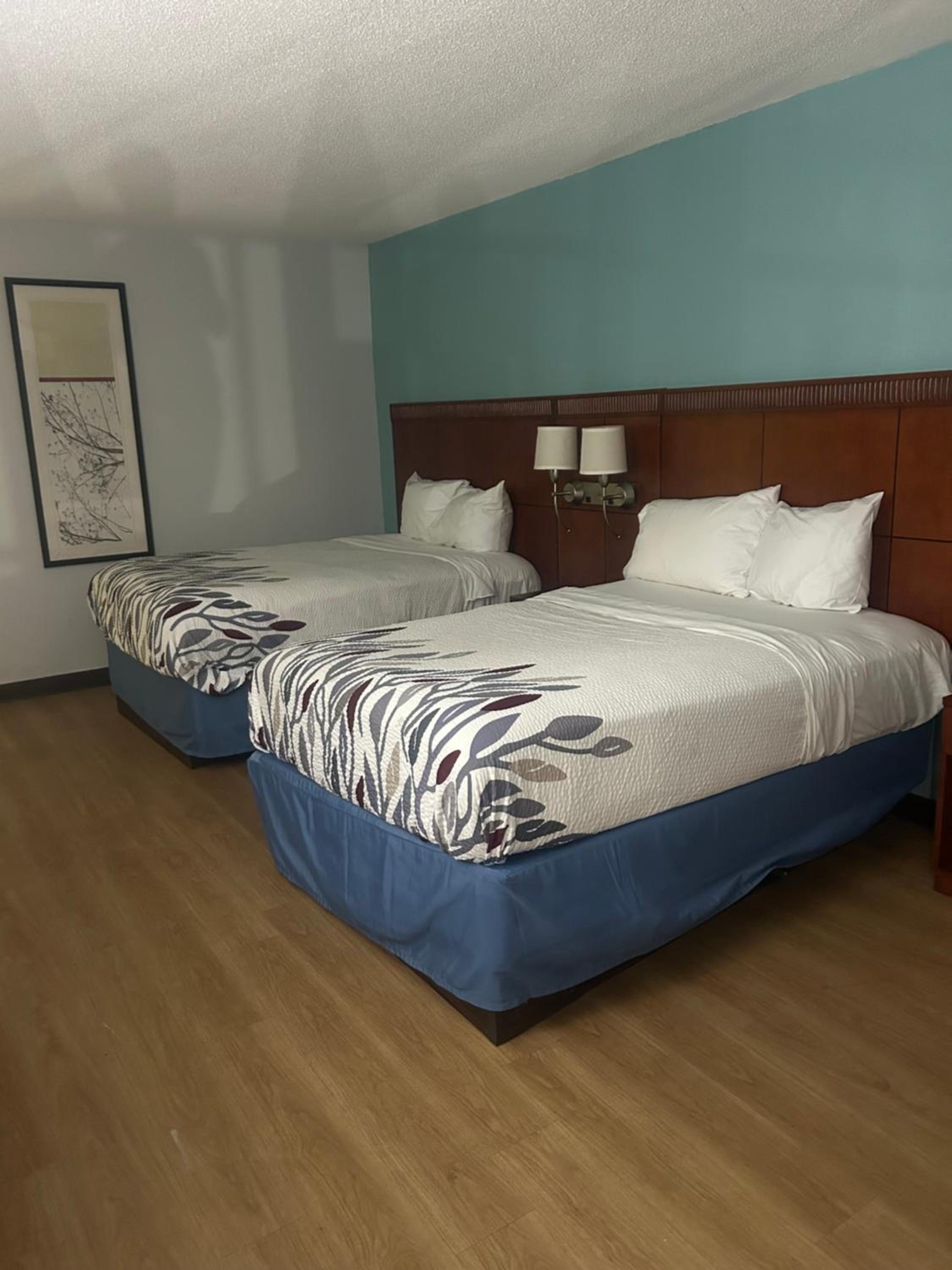 Travelodge by Wyndham Petersburg 5/14