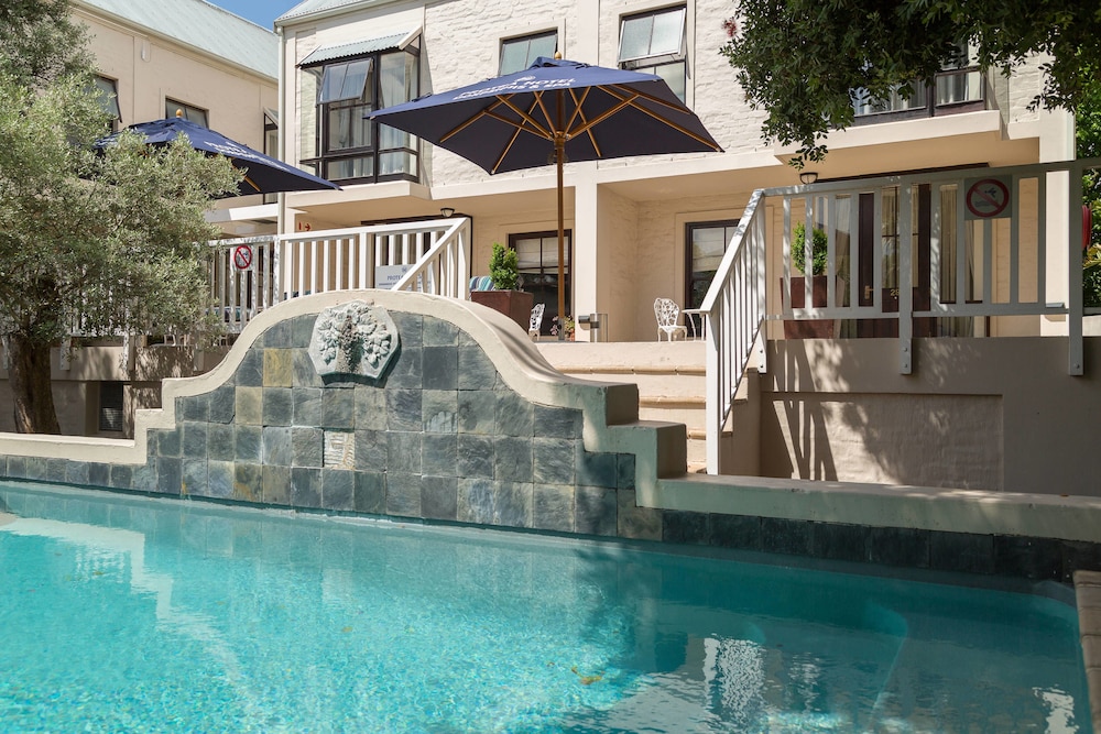Protea Hotel By Marriott Stellenbosch Dorpshuis Spa 2/44