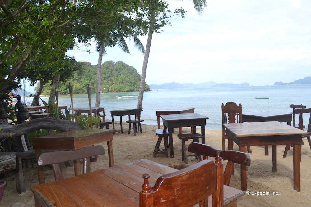 Orange Pearl Beach Resort 69/81
