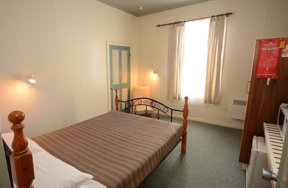 Economy, Double Bed