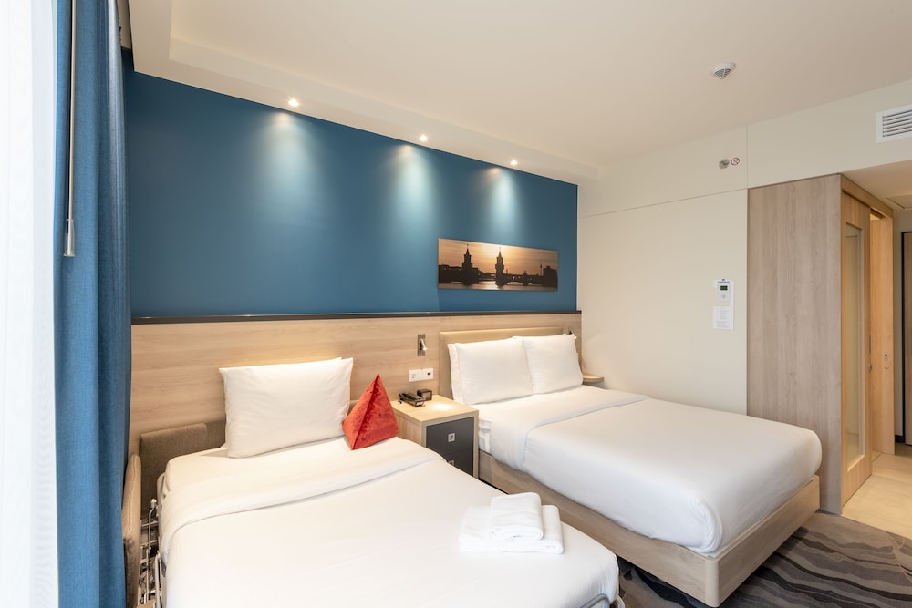 Hampton By Hilton Berlin City Centre Alexanderplatz 16/58