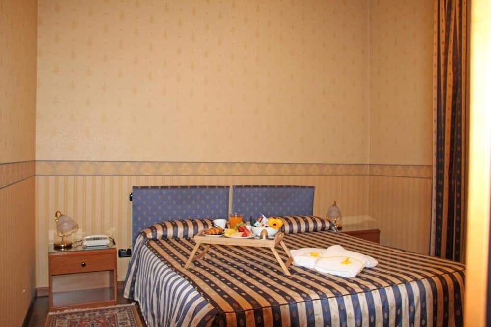 Albergo Leon D Oro 21/28