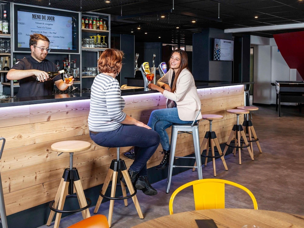 Ibis Pontarlier 44/65