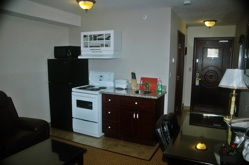 Days Inn by Wyndham Athabasca 33/40