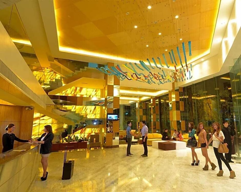 Lobby at Lex Hotel Cebu, CEBU