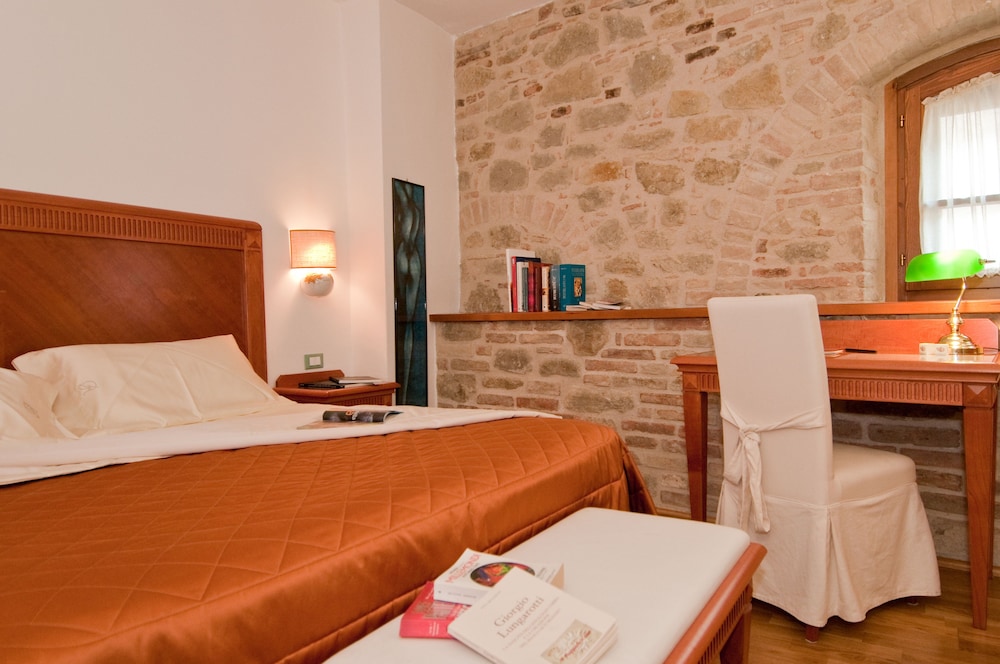 Hotel Al Grappolo d'Oro 16/68
