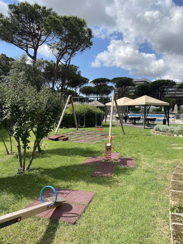 Holiday Inn Rome Eur Parco Dei Medici 70/77