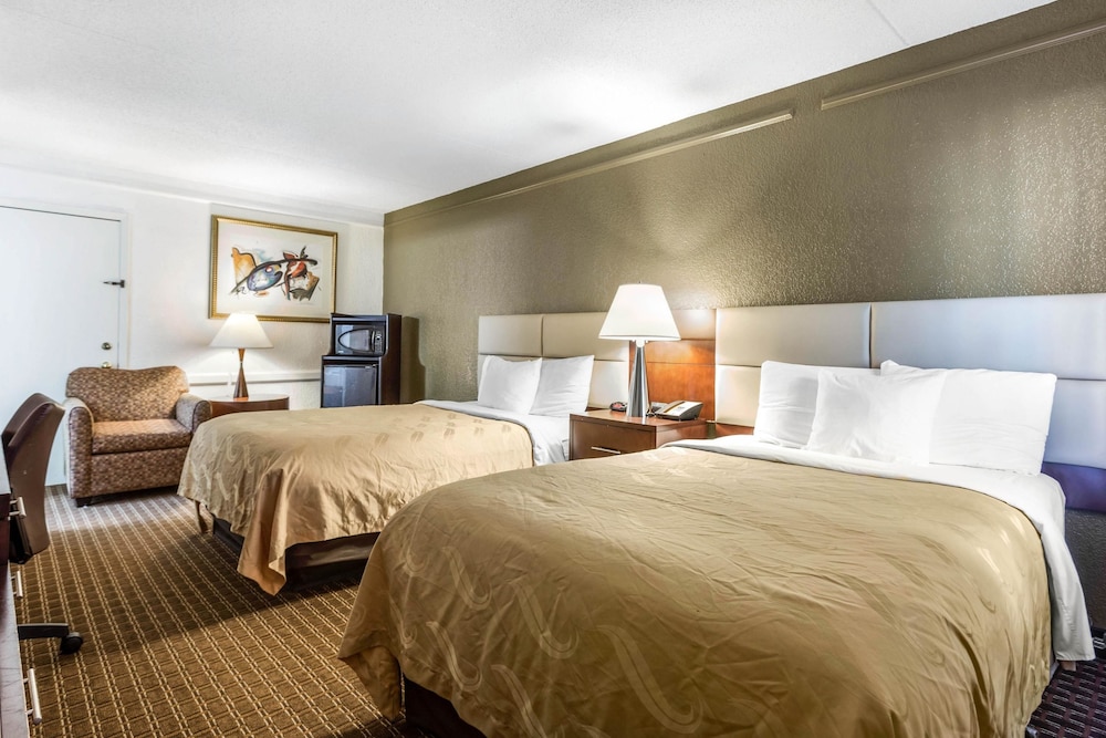 Quality Inn Charlotte Airport 12/39