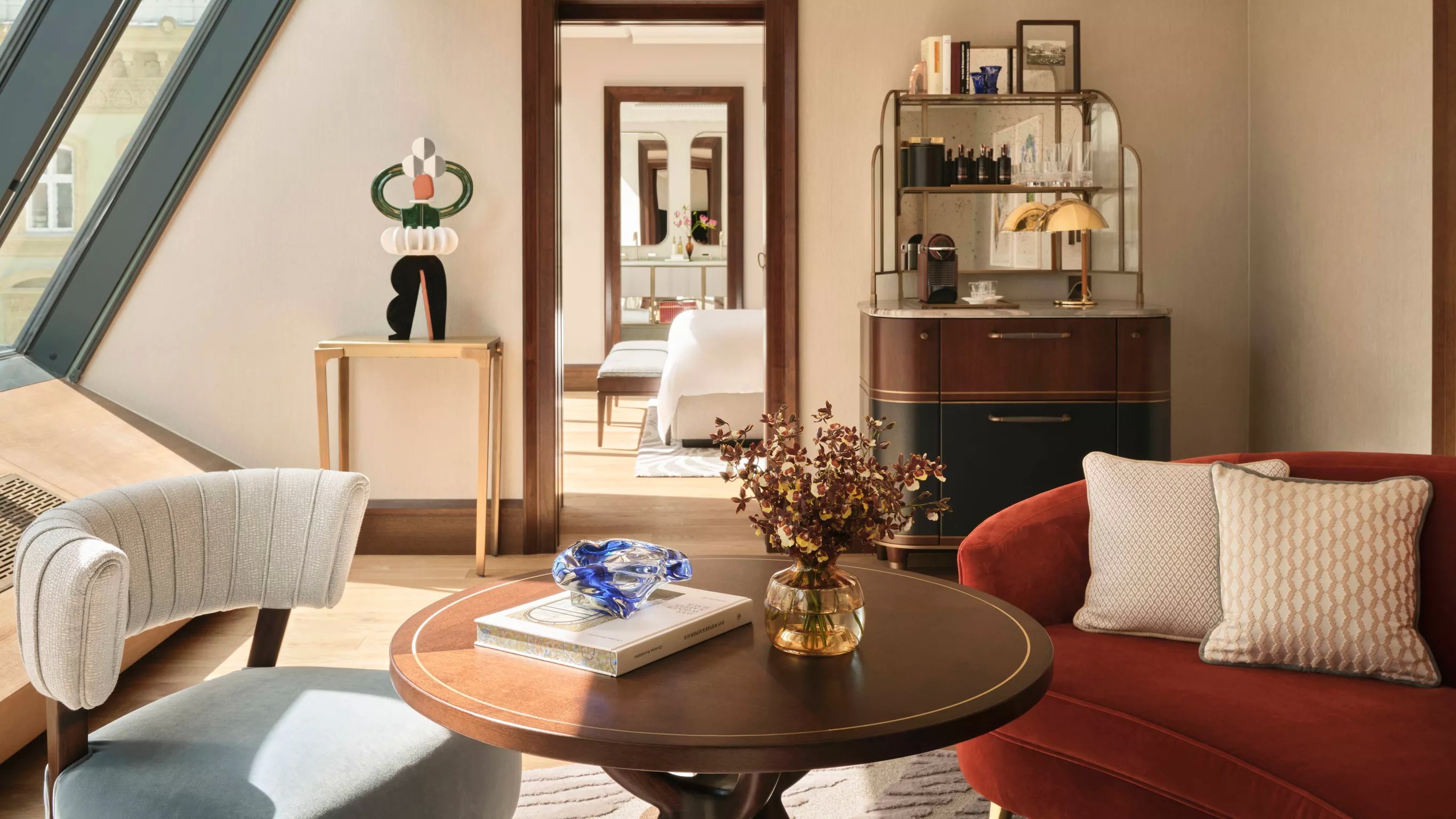Rosewood Vienna 26/50