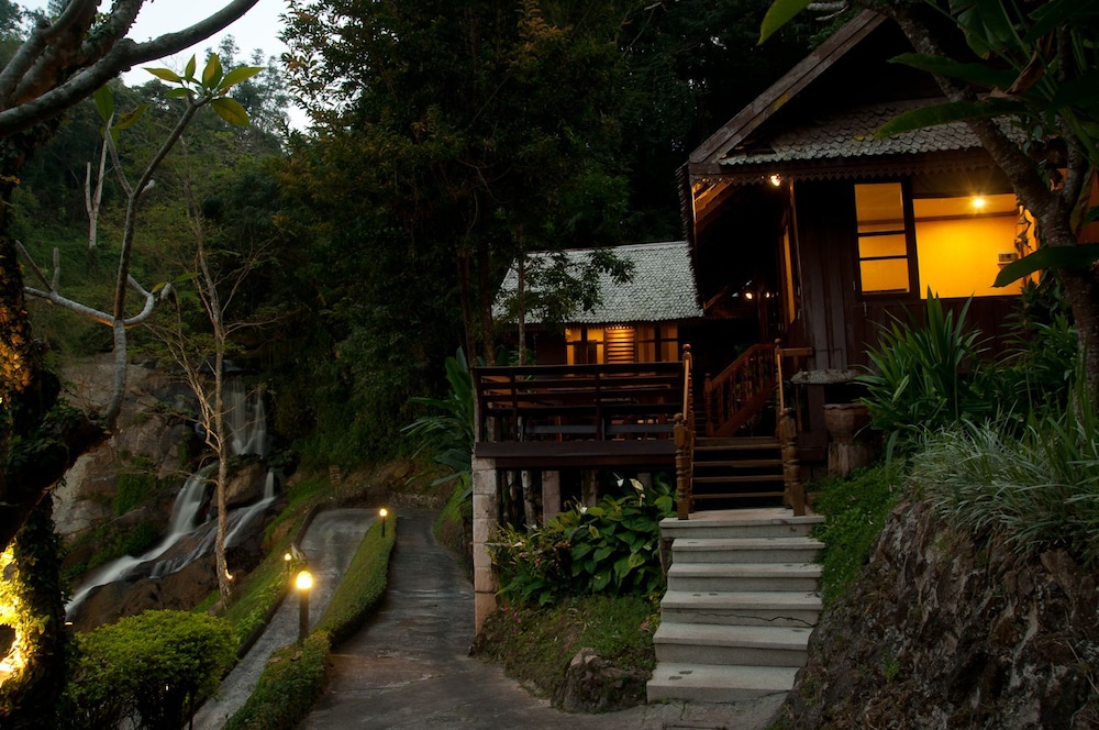Kangsadarn Resort 6/57