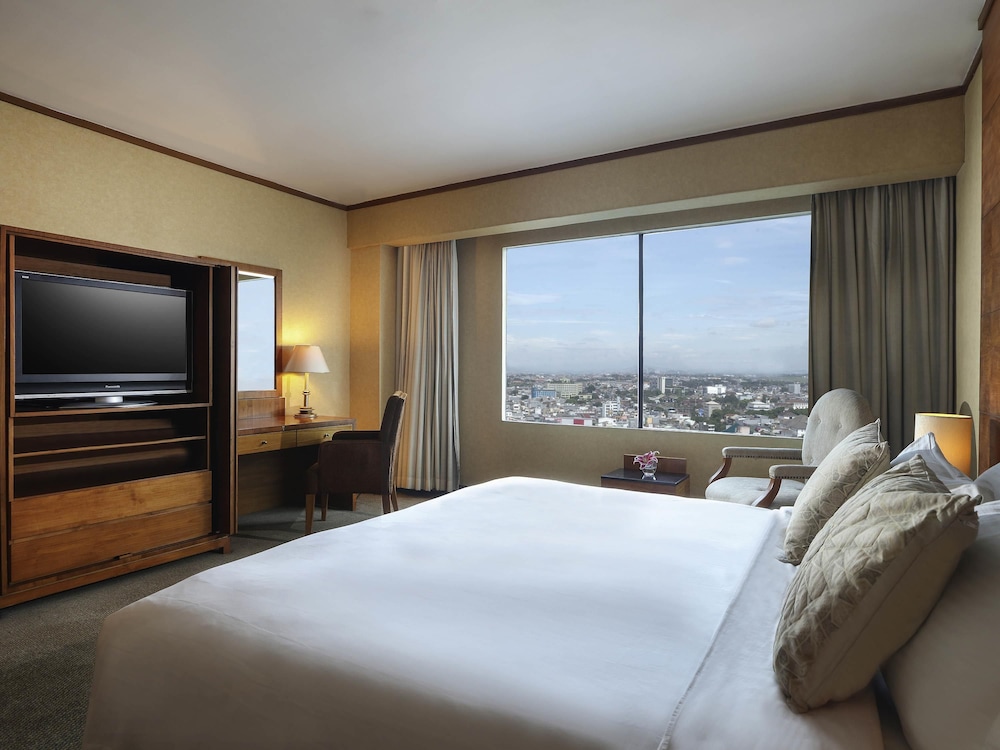 Grand Mercure Maha Cipta Medan Angkasa 16/69