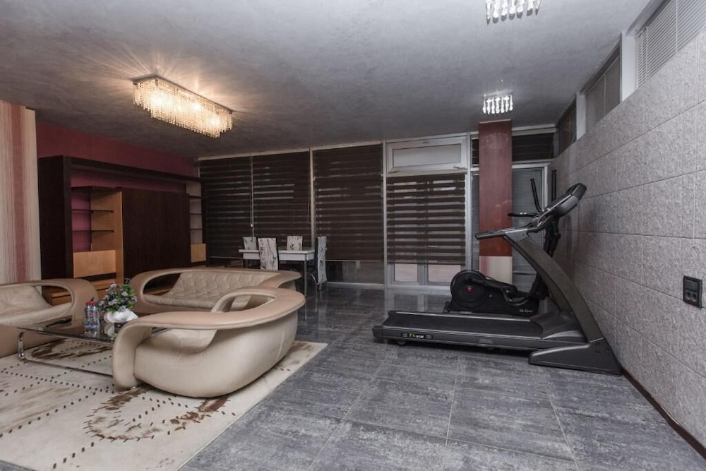 Clover Hotel Baku 36/50