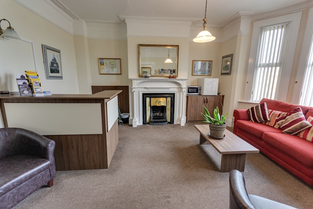 Sportsview Guest House 49/61