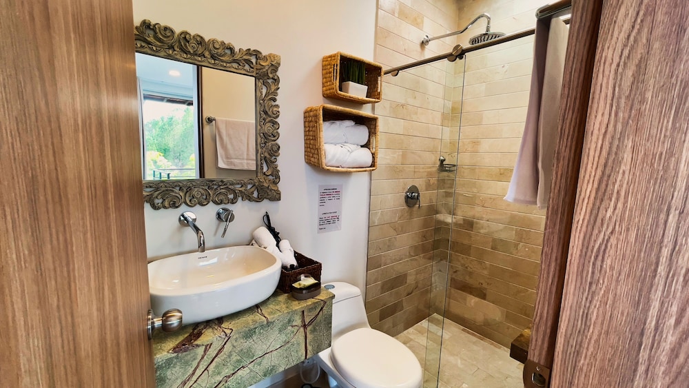Arvum Hotel Boutique 42/44