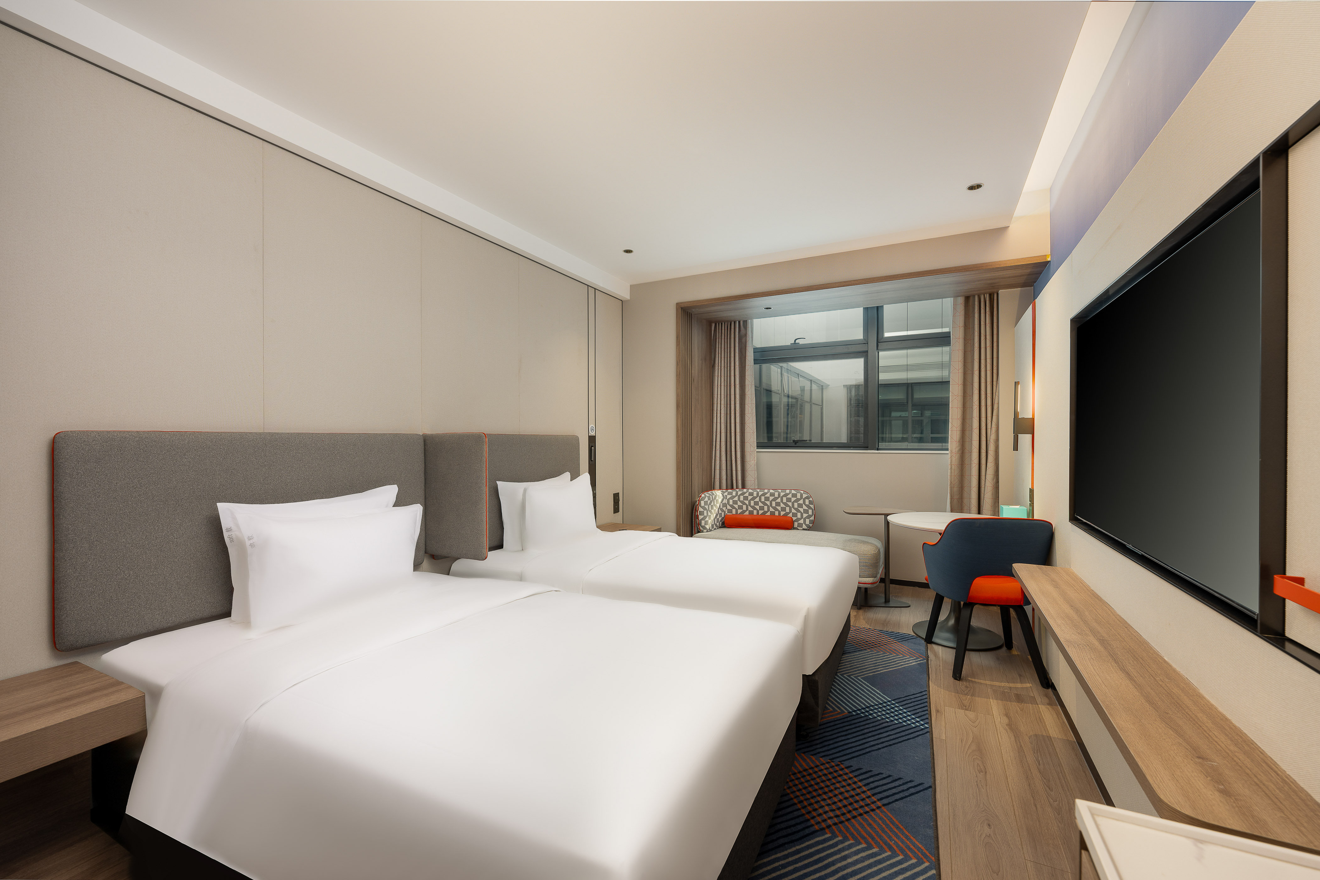 Standard, Twin Beds
