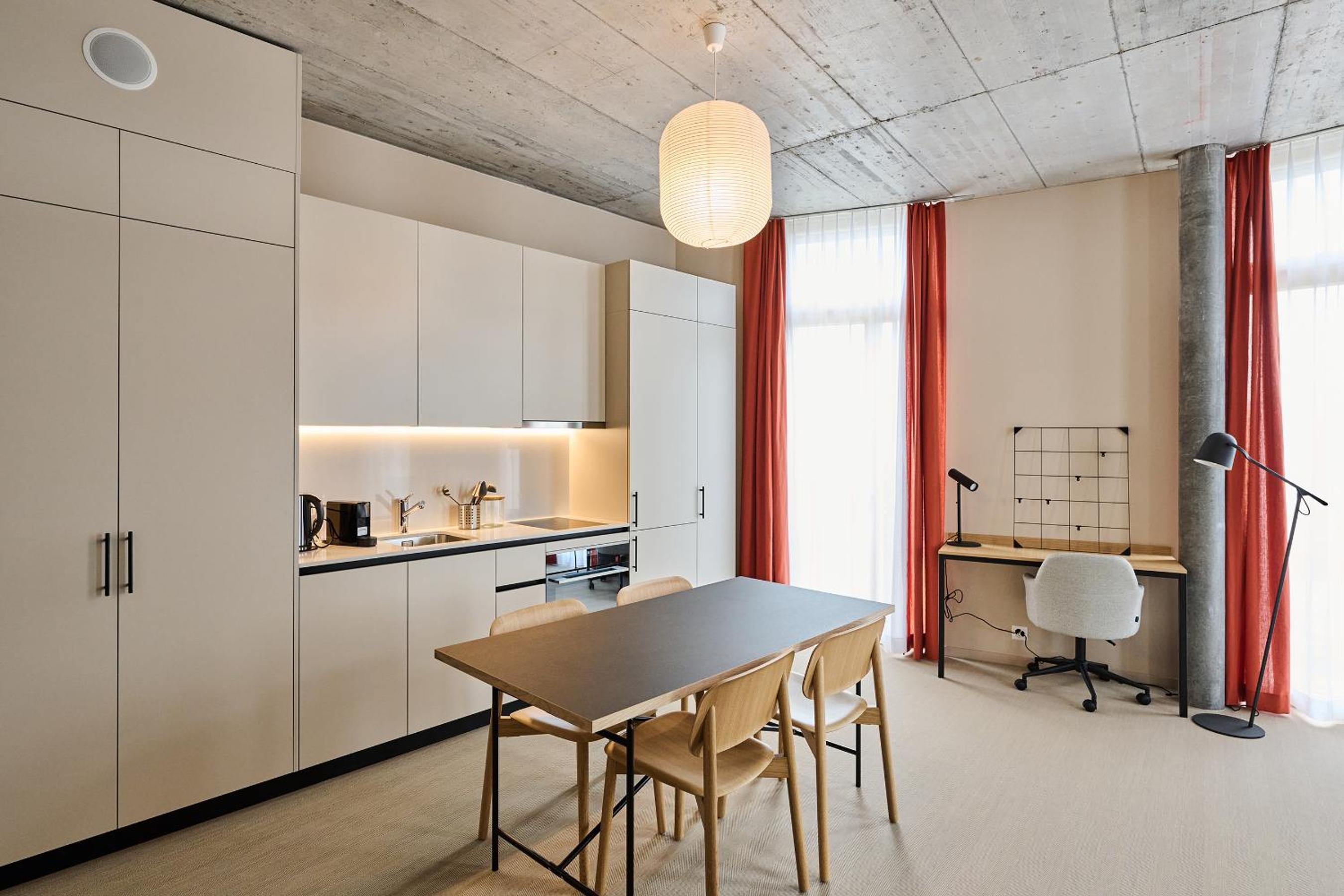 Ariv Design Hotel & Apartments Zug 21/25