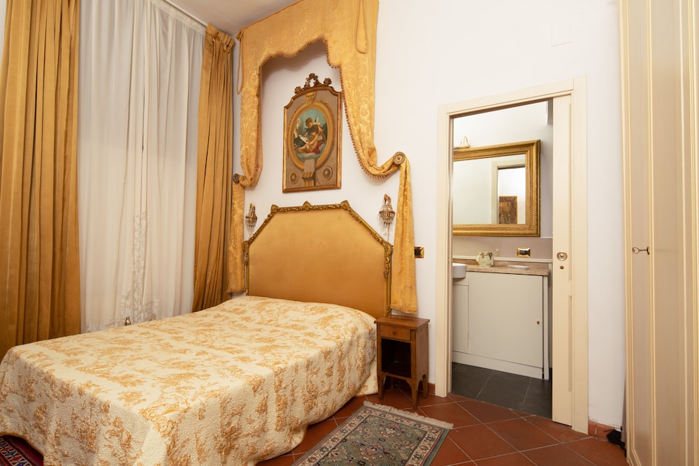 Bardi Suite 3/8