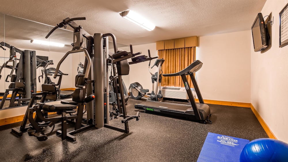 Deluxe Inn Wytheville 32/39