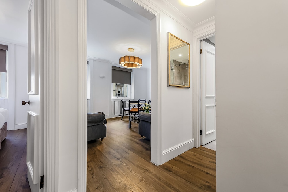 10 Curzon Street By Mansley Serviced Apartments 10/26