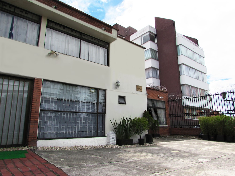 Ayenda Calle 112 1050 21/28