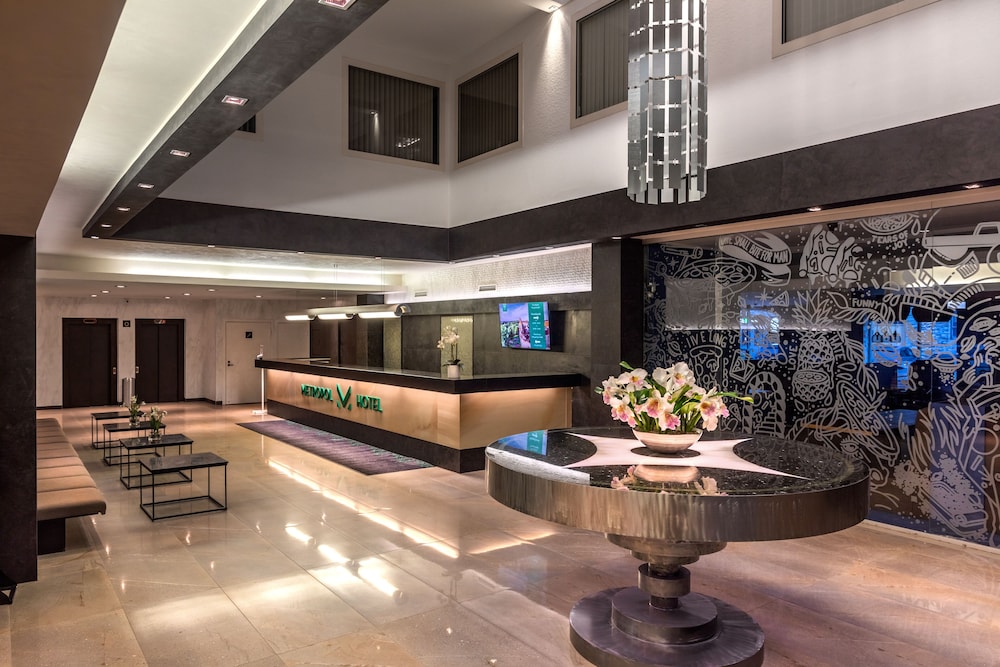 Metropol Hotel 39/59