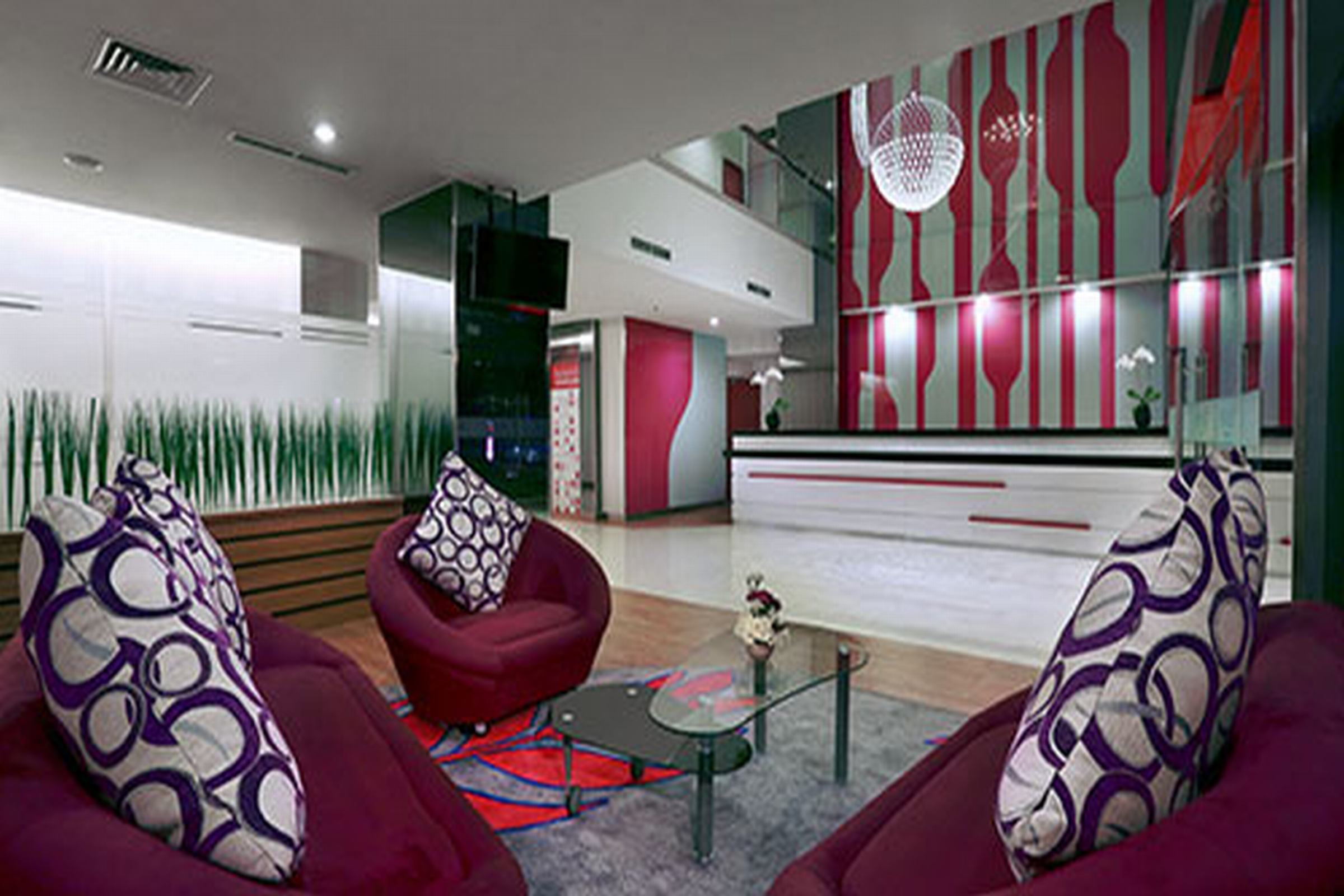 Yusra Inn Hotel Bekasi 18/26