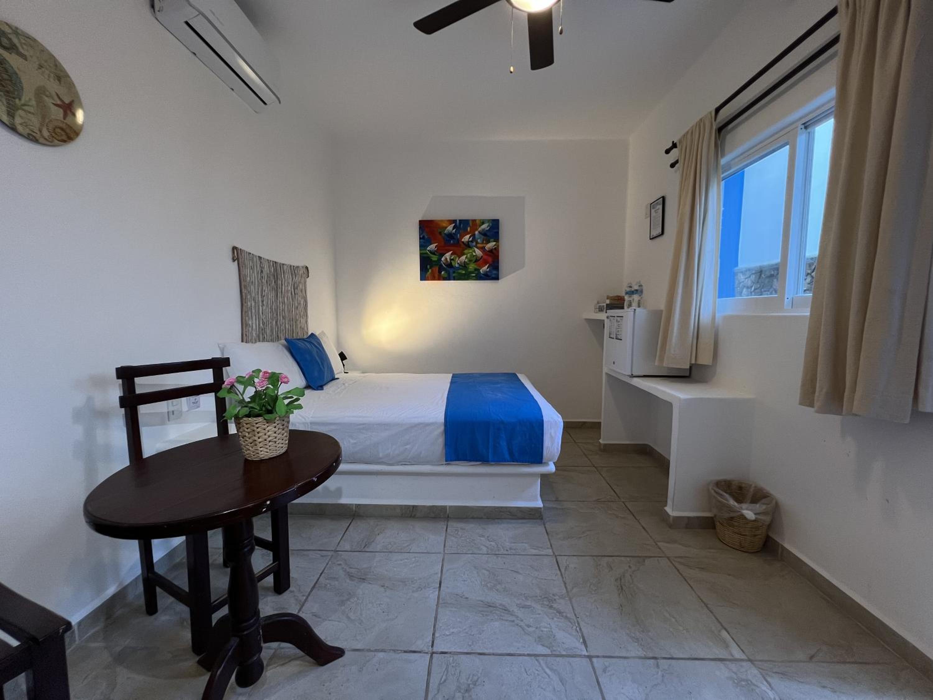 Blue Bocana Hotel 32/48