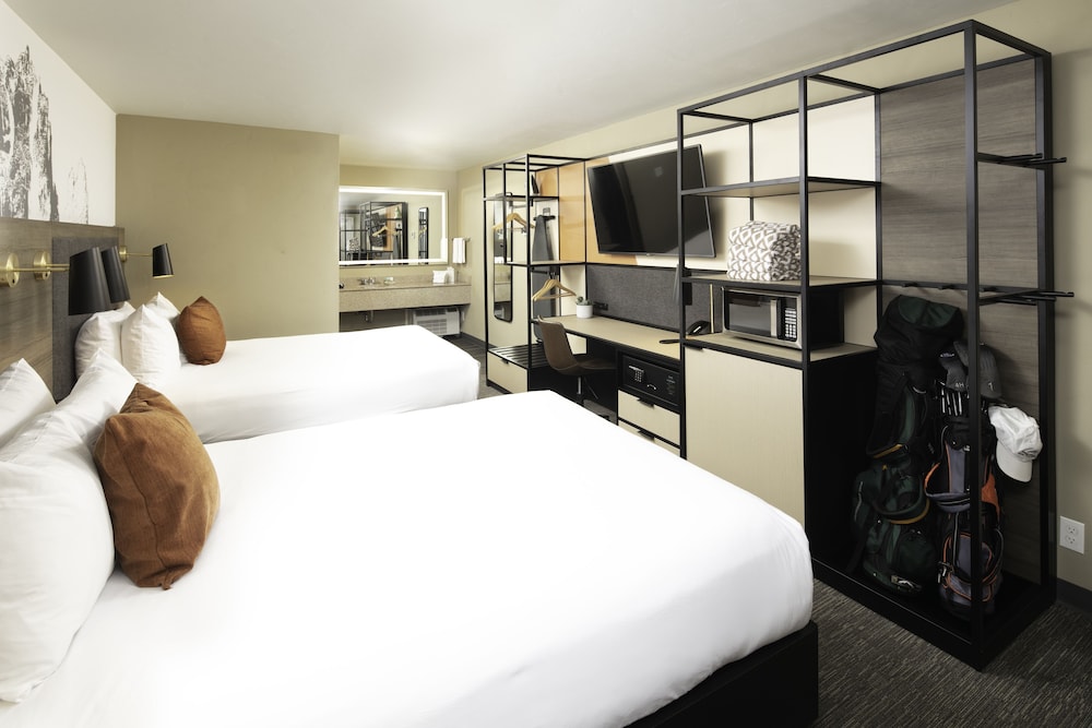 Waypoint Hotel 23/62