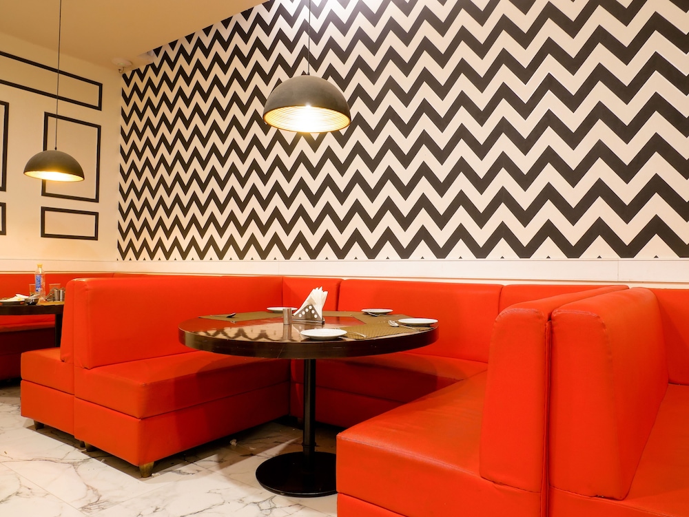 Diamond Hotel 44/57