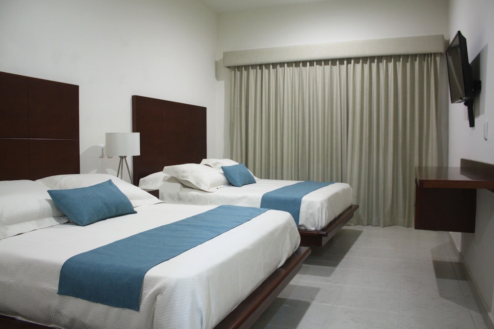 SUITE, DOUBLE BED