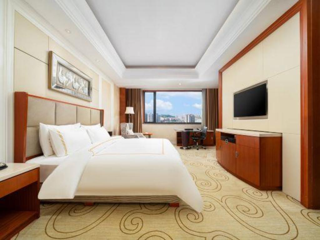 Hong Shan International Hotel 12/48